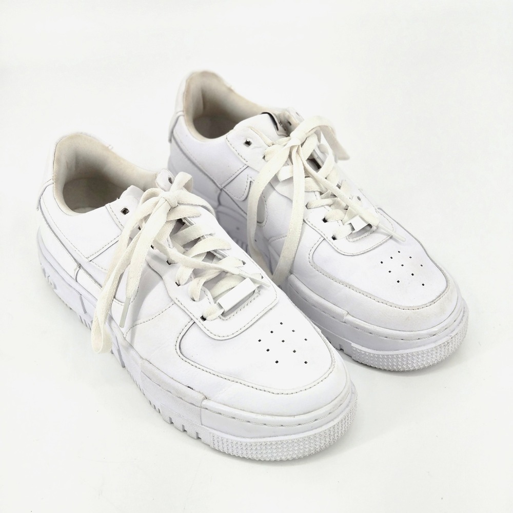 Nike Air Force 1 Pixel Triple White Glitch Platform Low Sneakers Size 7 Women